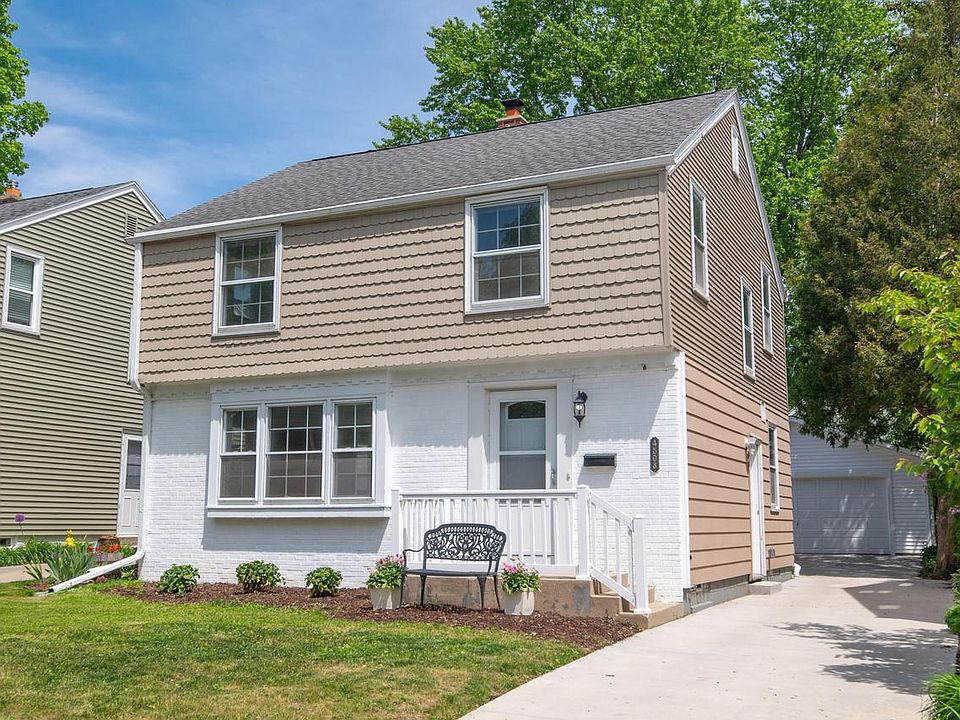 1st image of 4508 N Woodruff AVENUE
