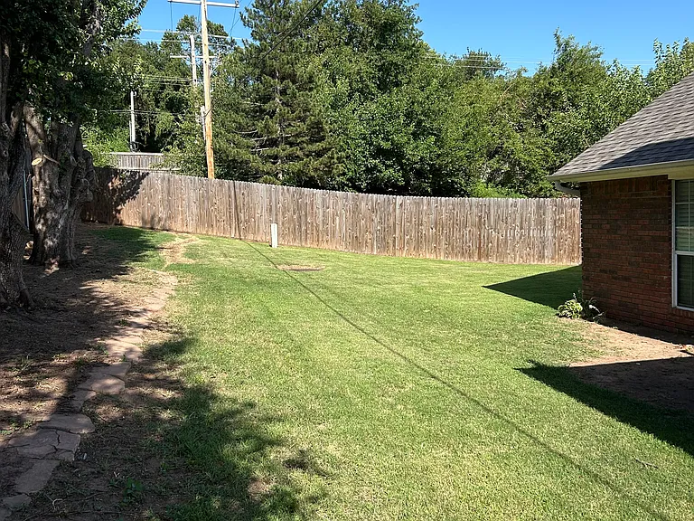 4801 Winston Dr — Photo 12