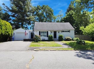 28 Westbrook Rd, Cranston, RI 02920