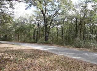 2 Popcorn Rd, Milton, FL 32583