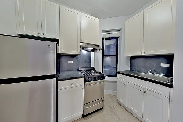 Rented by REAL New York | media 2