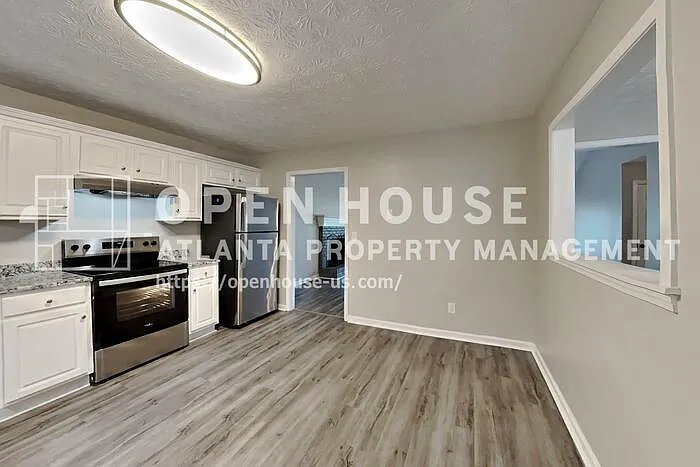 399 Charesa Ln — Photo 6