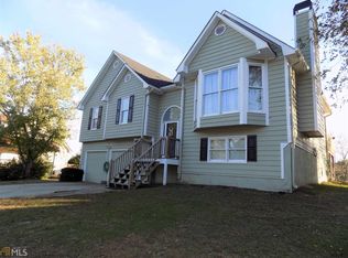 75 Lambeth Dr, Hiram, GA 30141