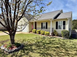 2404 Camp Lejeune Ct, Hope Mills, NC 28348
