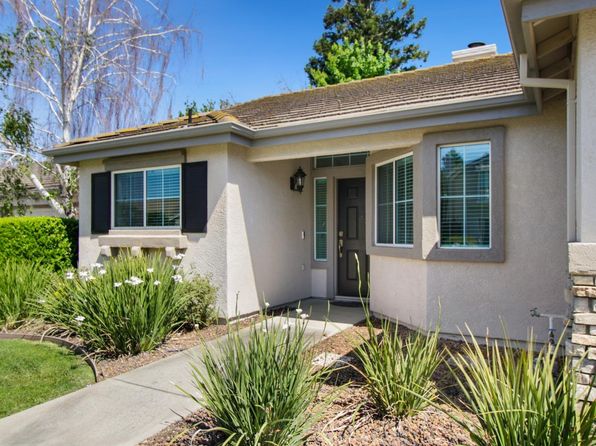 9527 Lake Park Ln, Elk Grove, CA 95758