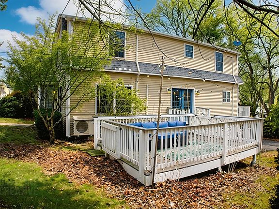 3rd image of 70 Ridgeland Avenue