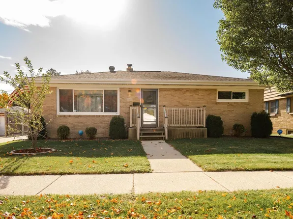 2821 Pinehurst AVENUE, Racine, WI 53403