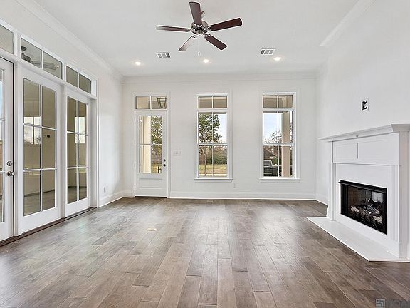 5th image of 15707 Jack St