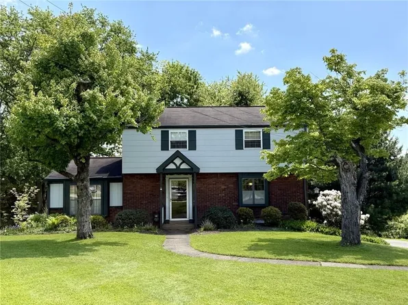 5404 Peach Dr, Gibsonia, PA 15044