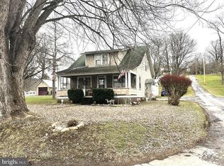 49 Middle Rd, Mc Veytown, PA 17051