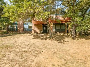 1016 Shannon Dr, Cleburne, TX 76031