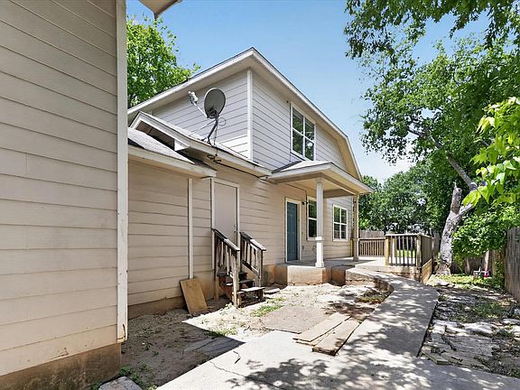 5th image of 7002 Bennett Ave