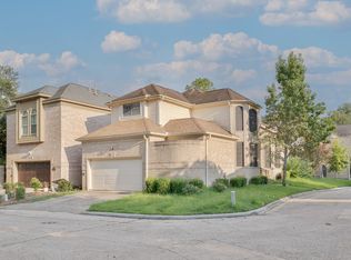 12929 Kingsbridge Ln, Houston, TX 77077