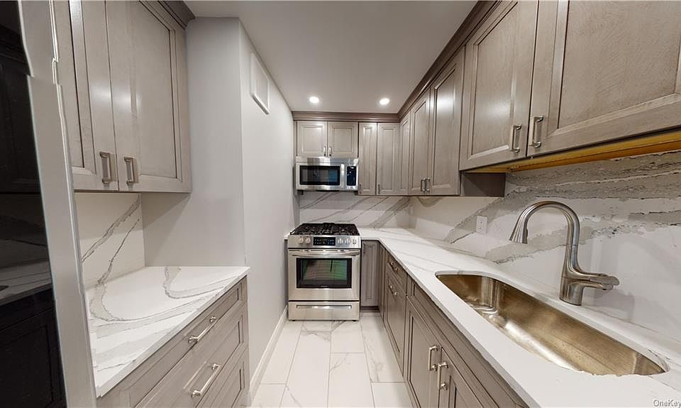 1st image of 1155 Warburton Ave APT 11V