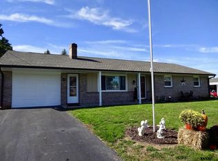 3510 Holly Rd, Dover, PA 17315