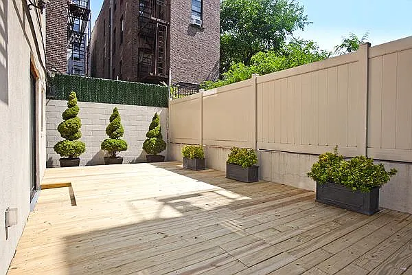 Sold by Park River | media 5