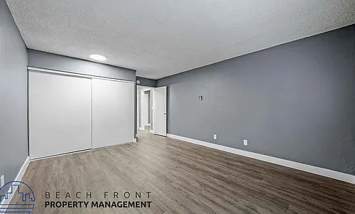 Floor plan 1 Bed 1 Bath - 1021 N. Flower Street