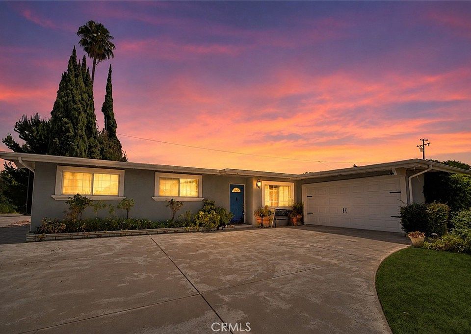 1st image of 408 S Rodilee Ave