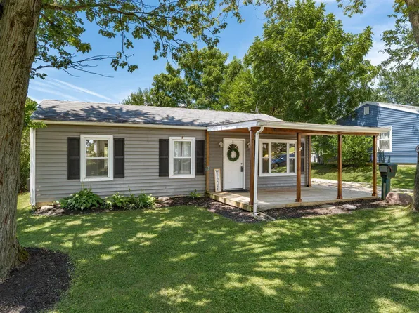 380 Hillview Dr, Johnstown, OH 43031