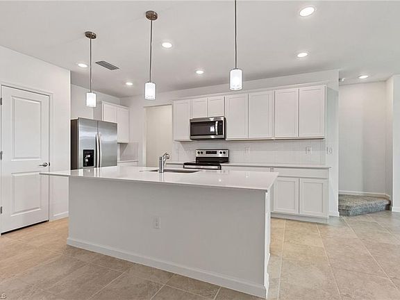 2nd image of 1509 Lake Jessup Cir