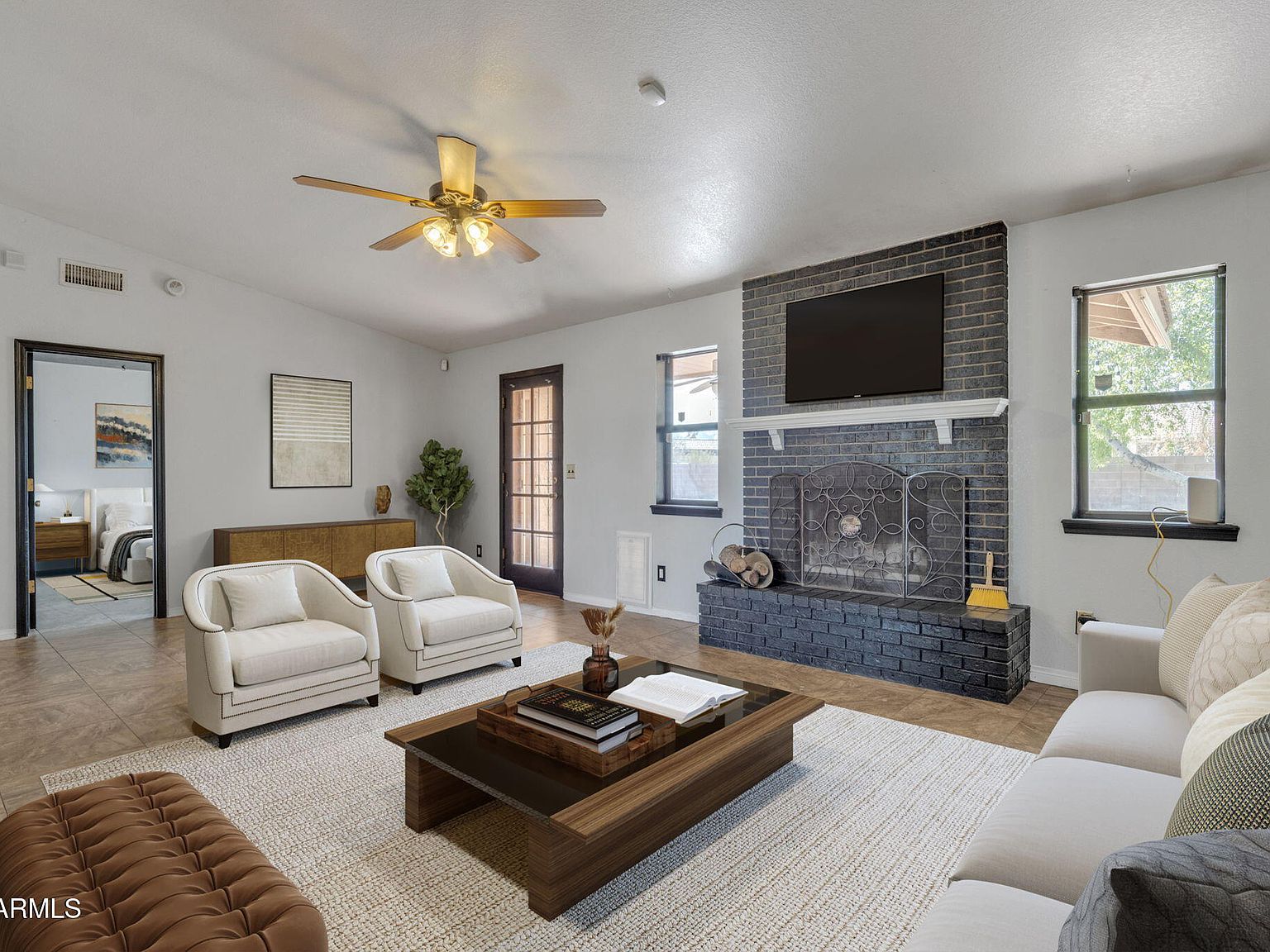 15210 S Country Club Way