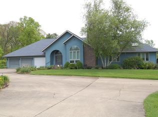 2581 Vance Rd, Spencer, IN 47460