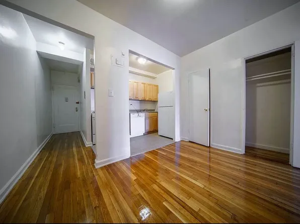 74-10 35th Avenue image 3 of 9