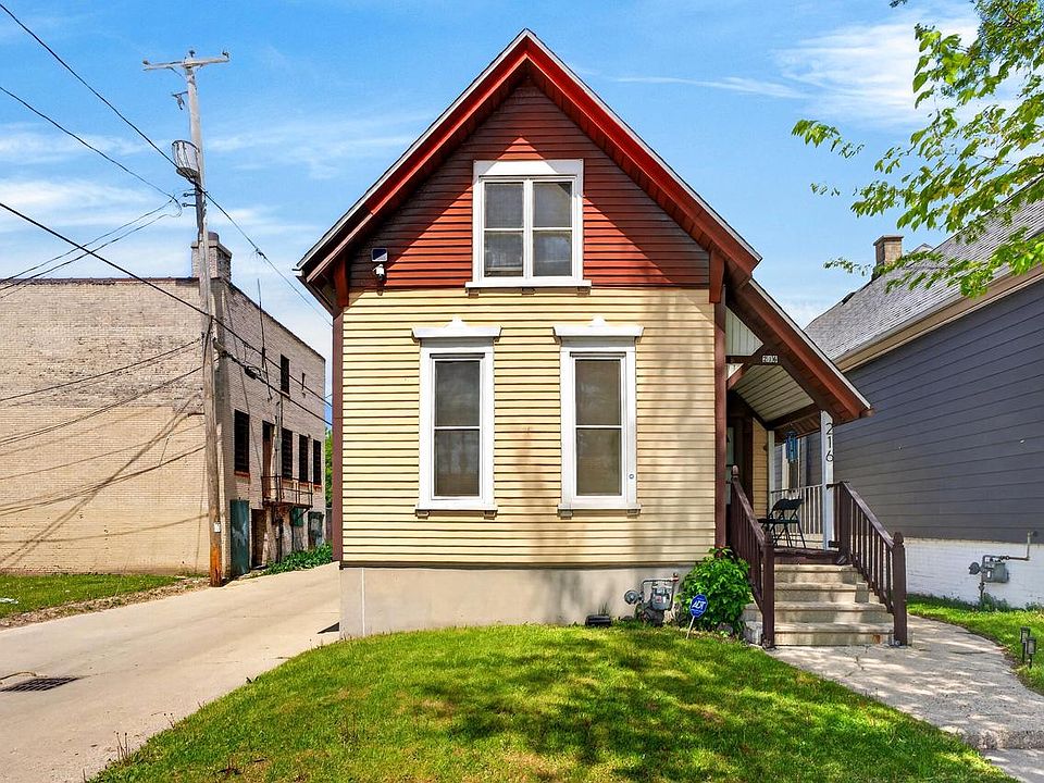 1st image of 216 W Center STREET