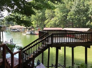 102 Pine Knob Cir, Moneta, VA 24121