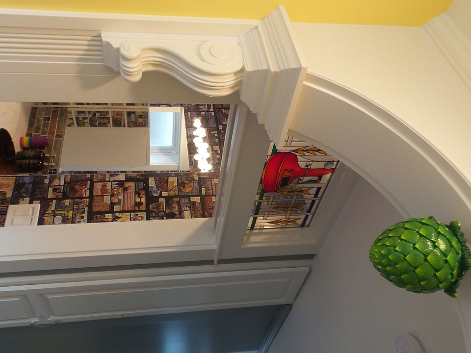 ADU foyer arch with Hop