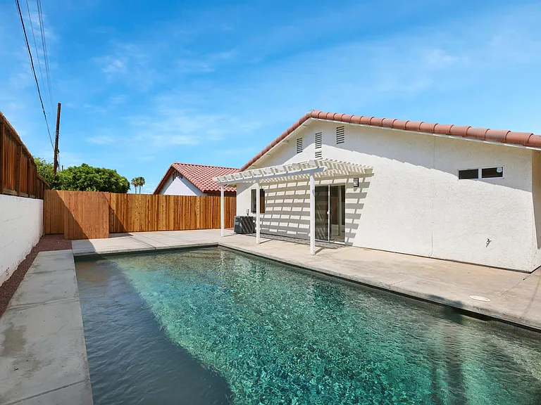 53405 Avenida Rubio — Photo 20