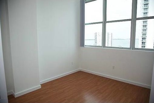 3rd image of 2200 NE 4th Ave Ph 03