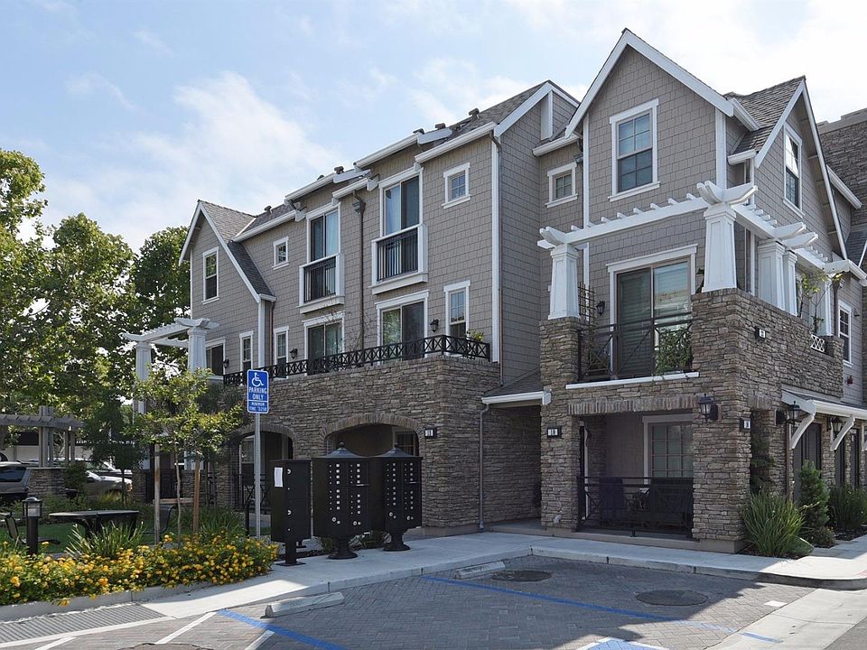 1st image of 12 Artisan Way