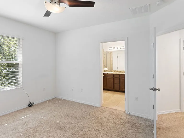 3840 Silverlake Way — Photo 17