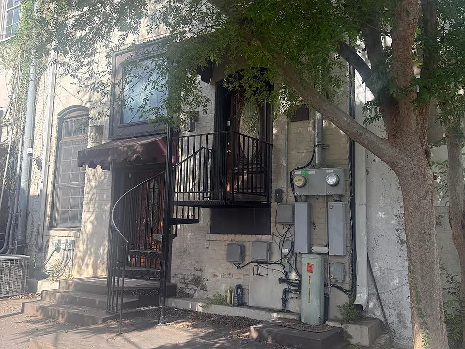 44 S Magnolia Ave #1