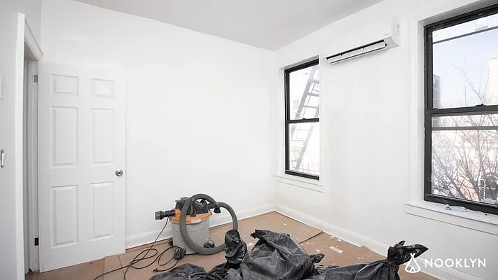 Rented by Nooklyn NYC LLC | media 7