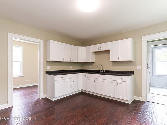 3rd image of 1041 Wadsworth Ave