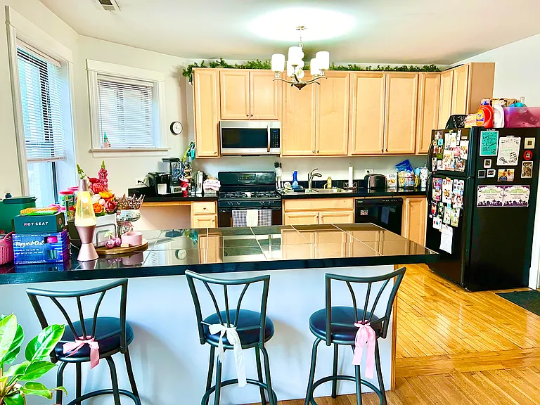 909 W Sheridan Rd #1 — Photo 26
