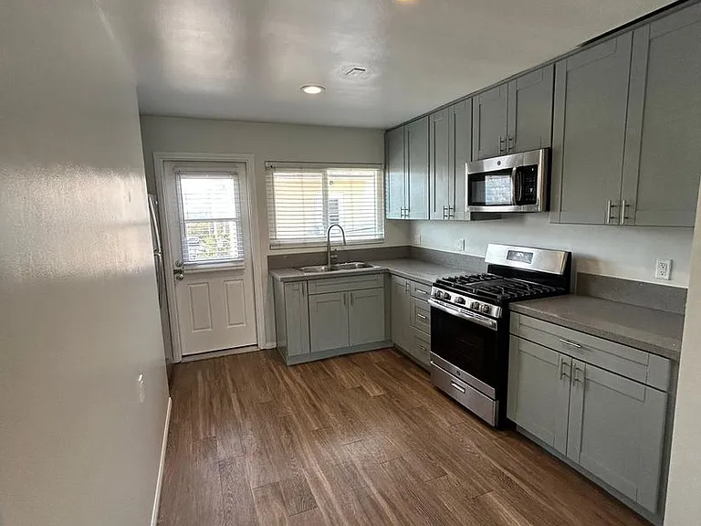 376 Park Way #378 — Photo 10