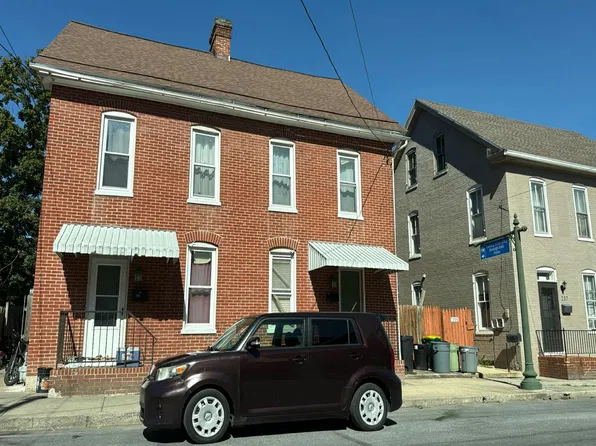 231 E Washington St, Chambersburg, PA 17201