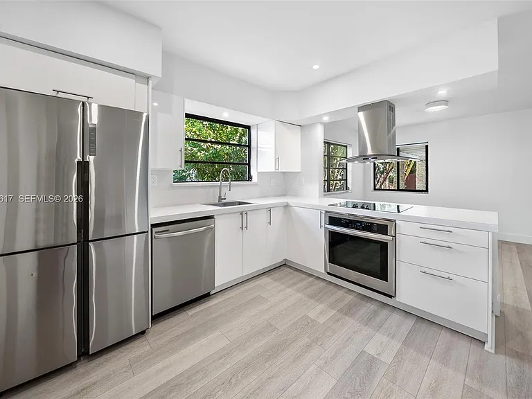 7525 Adventure Ave — Photo 6