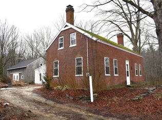 18 Stingy River Rd, Epping, NH 03042