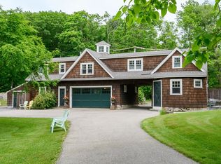 74 Beach St, Cohasset, MA 02025