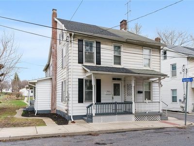 303 Green St, Bath, PA, 18014