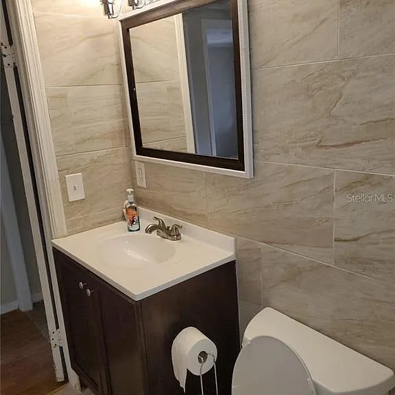 1 Bathroom