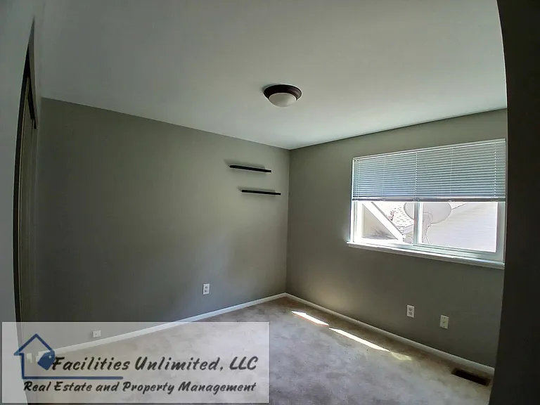 4515 Seaway Cir — Photo 12