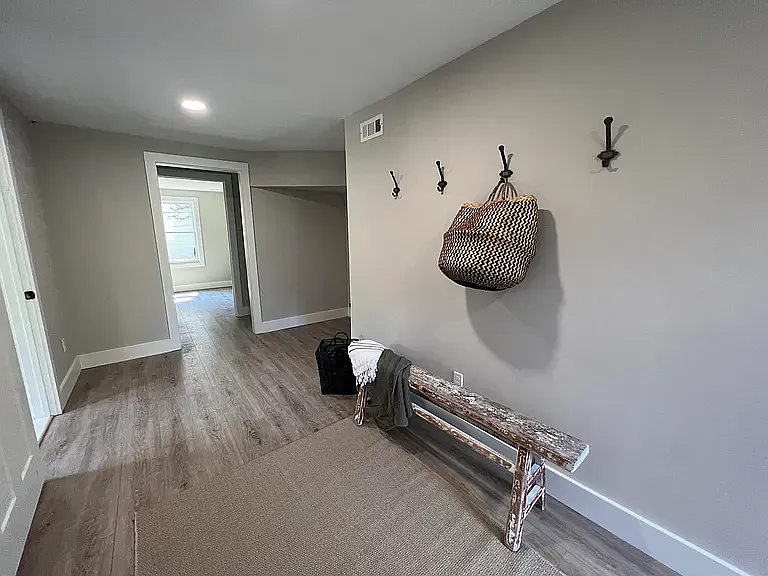 820 Endicott St — Photo 7