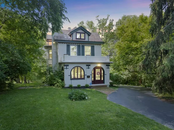 1215 Hillcrest Rd, Cincinnati, OH 45224