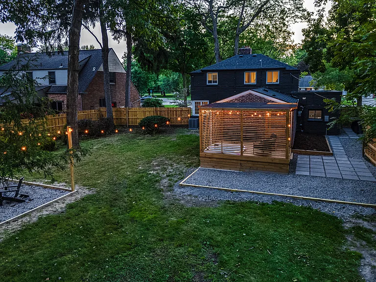 27470 Lathrup Blvd — Photo 42