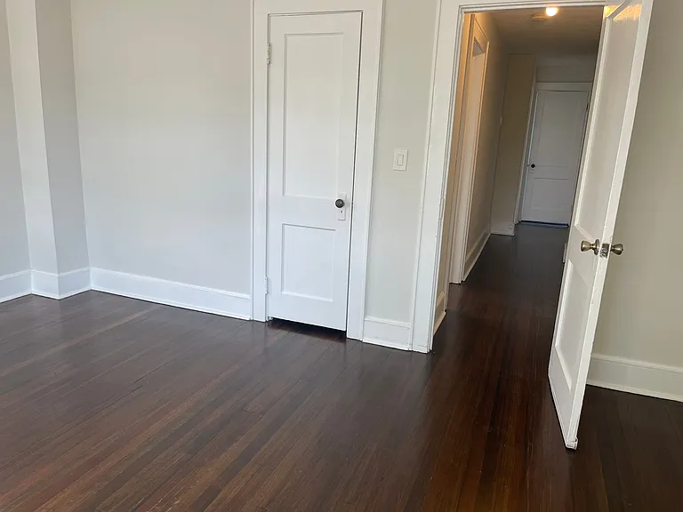 227-229 S Ridge St — Photo 10